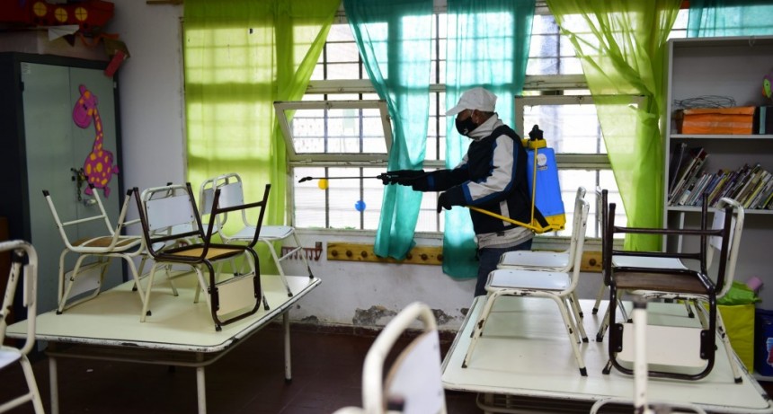 La Municipalidad de Junín inició los operativos de desinfección de Jardines Maternales y Escuelas del departamento