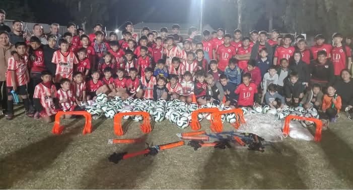 La Libertad recibe importante donación de materiales deportivos 