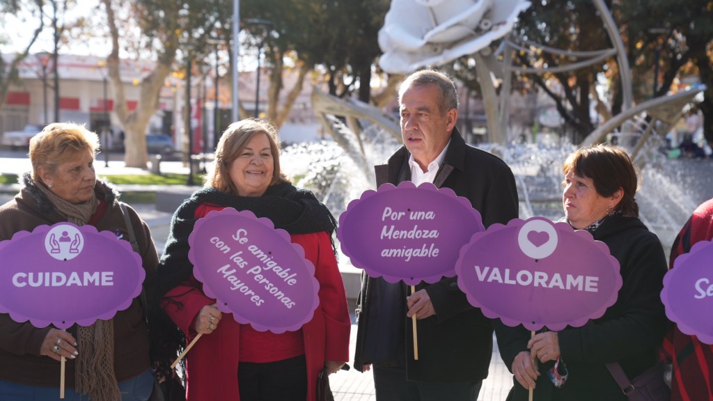La Municipalidad de Junín realizó una Campaña de Concientización sobre Abuso y Maltrato de la Vejez 