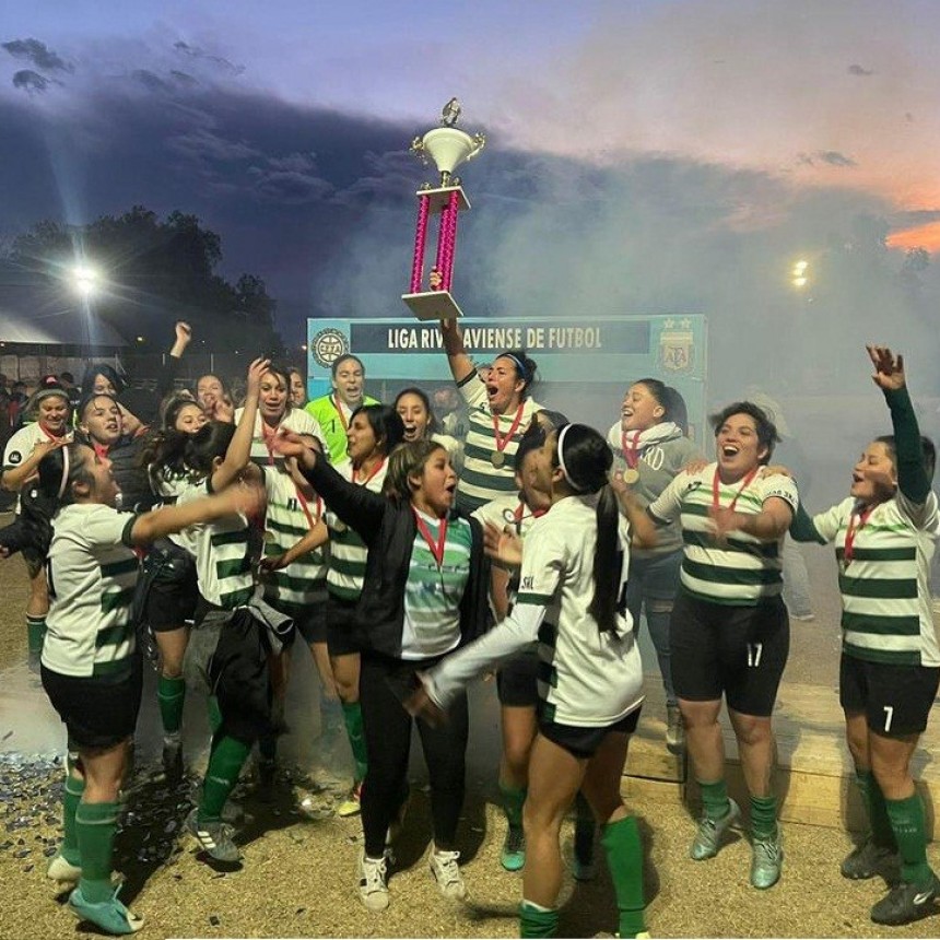Junín es campeón del fútbol femenino de la Rivadaviense