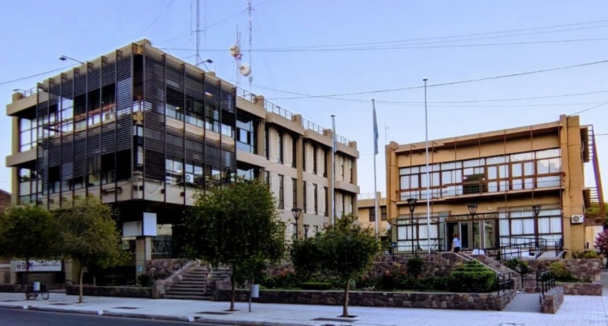 Nuevo aumento de salarios para empleados municipales de Rivadavia 