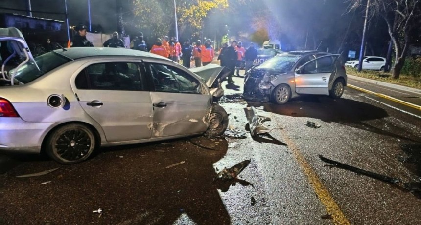 Tragedia en San Mart&iacute;n: un choque frontal dej&oacute; un joven fallecido 