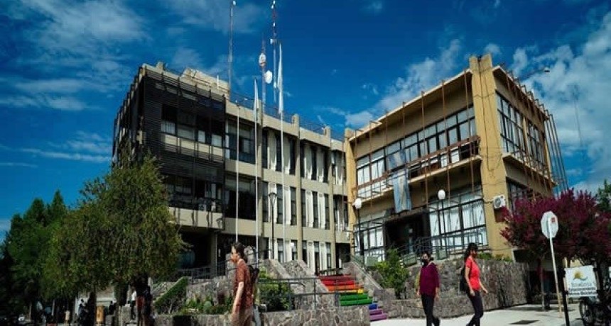 Aumento municipal en Rivadavia: presentan oferta del 7% e incluyen pase a planta de contratados