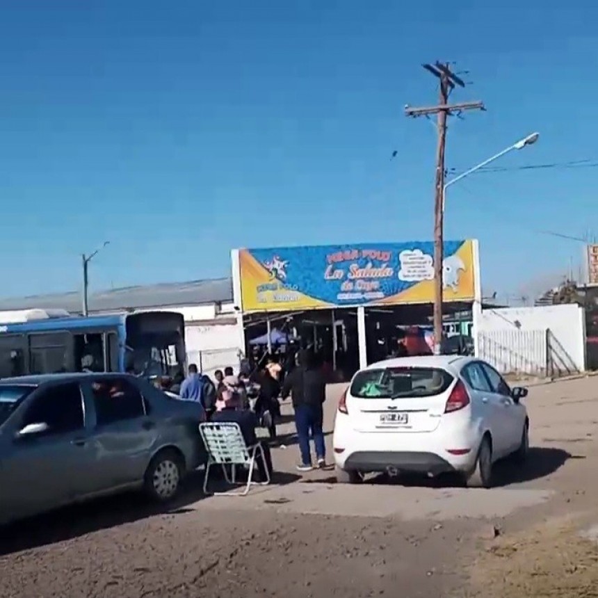 Robaron un Fiat Uno en La Salada de Santa Rosa 