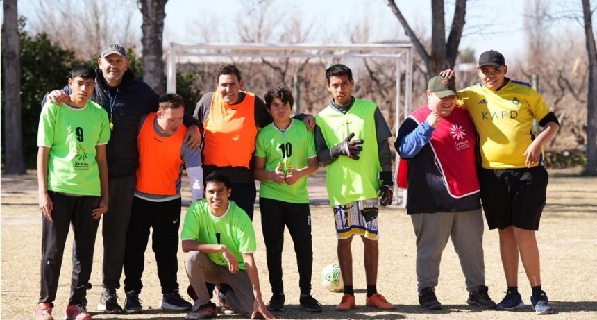 Emocionante encuentro de fútbol adaptado en Junín