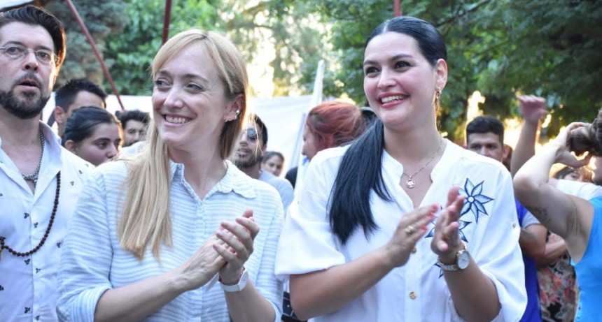 Dur&iacute;simo rev&eacute;s para Flor Dest&eacute;fanis en el PJ: pegada al kirchnerismo de Fern&aacute;ndez Sagasti, perdi&oacute; la interna y complica su sue&ntilde;o hacia 2027