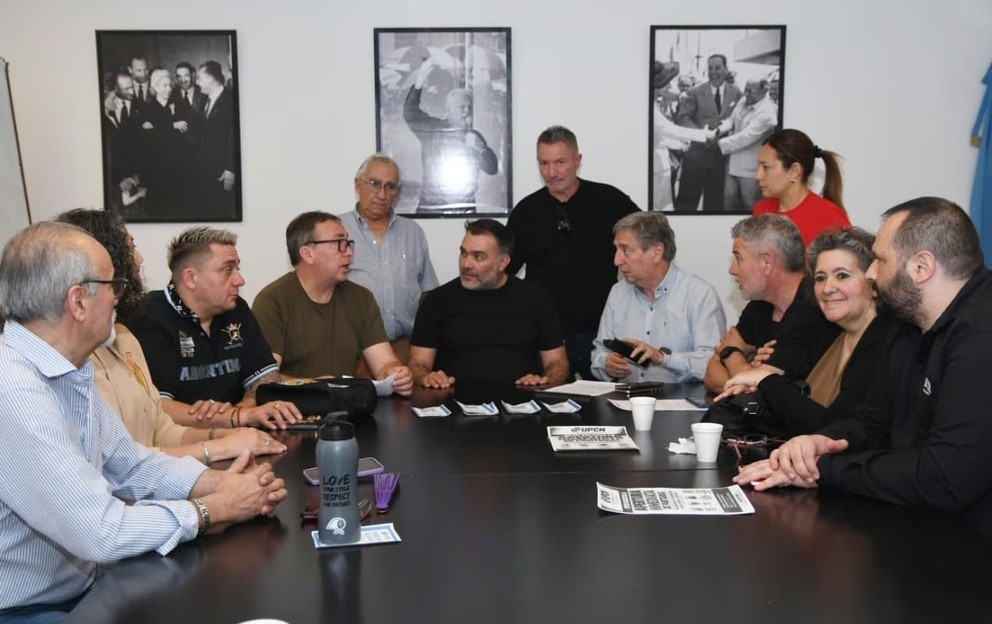 Nuevo traspi&eacute; de Flor Dest&eacute;fanis en el Congreso del PJ: se complican sus aspiraciones provinciales 